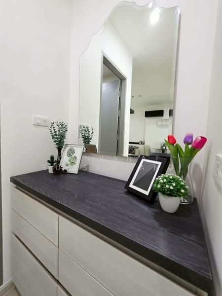 Life Ratchadapisek, Bangkok, 279 Ratchadapisaek Road, Huai Khwang, Huai Khwang, Bangkok, 1 Bedroom, 39 sqm, Condo For Sale, by Kanyanat Ruksamuang, 500199347 - DDproperty.com