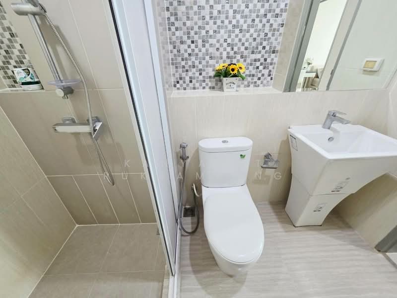 Life Ratchadapisek, Bangkok, 279 Ratchadapisaek Road, Huai Khwang, Huai Khwang, Bangkok, 1 Bedroom, 39 sqm, Condo For Sale, by Kanyanat Ruksamuang, 500199347 - DDproperty.com