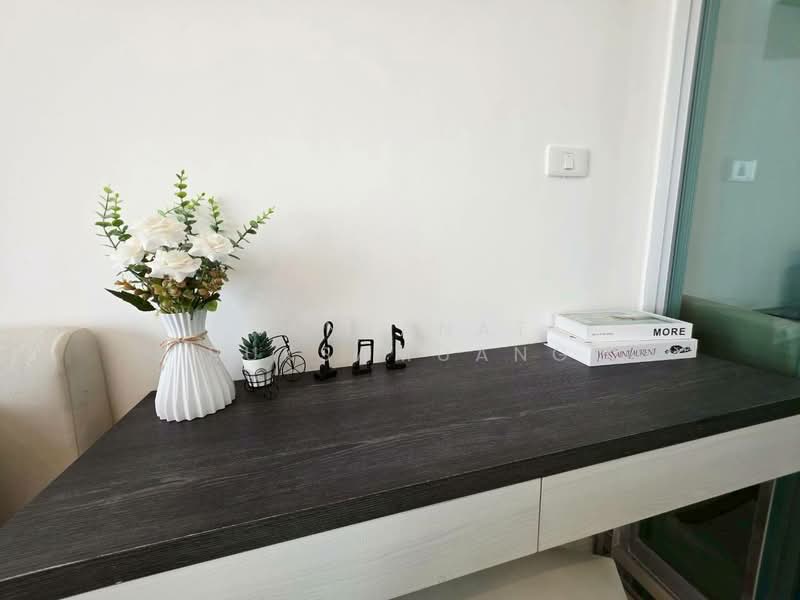 Life Ratchadapisek, Bangkok, 279 Ratchadapisaek Road, Huai Khwang, Huai Khwang, Bangkok, 1 Bedroom, 39 sqm, Condo For Sale, by Kanyanat Ruksamuang, 500199347 - DDproperty.com