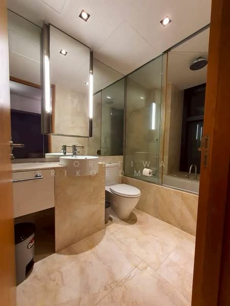 The Met Sathorn, Bangkok, 123 South Sathorn Road, Thung Maha Mek, Sathon, Bangkok, 2 Bedrooms, 94 sqm, Condo For Rent, by Porntiwa Srikoedmeesak, 500199349 - DDproperty.com