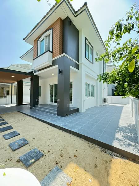 หมู่บ้าน บ้านสวนร่มเกล้า-สุวรรณภูมิ ถ.ร่มเกล้า, กรุงเทพ, ร่มเกล้า, มีนบุรี, มีนบุรี, กรุงเทพ, 200 ตร.ม., บ้านเดี่ยว ขาย, โดย ณัฐฌาพัชร์ ณิชากรอัมพร, 500199366 - DDproperty.com