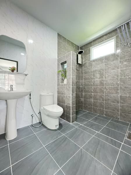 หมู่บ้าน บ้านสวนร่มเกล้า-สุวรรณภูมิ ถ.ร่มเกล้า, Bangkok, ร่มเกล้า, Min Buri, Min Buri, Bangkok, 4 Bedrooms, 200 sqm, Single Detached House For Sale, by ณัฐฌาพัชร์ ณิชากรอัมพร, 500199366 - DDproperty.com