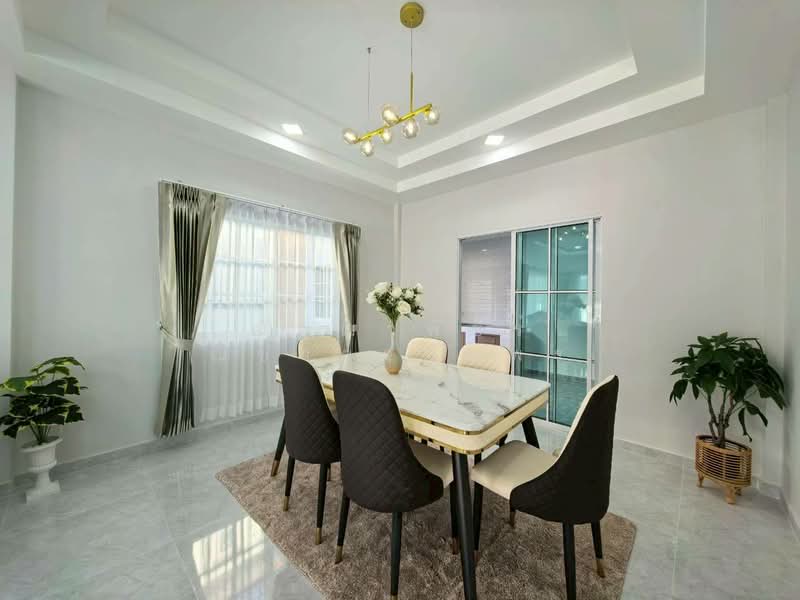 K.C. Park Ville 3, Bangkok, Sam Wa Tawan Tok, Khlong Sam Wa, Bangkok, 4 Bedrooms, 200 sqm, Single Detached House For Sale, by ณัฐฌาพัชร์ ณิชากรอัมพร, 500199372 - DDproperty.com