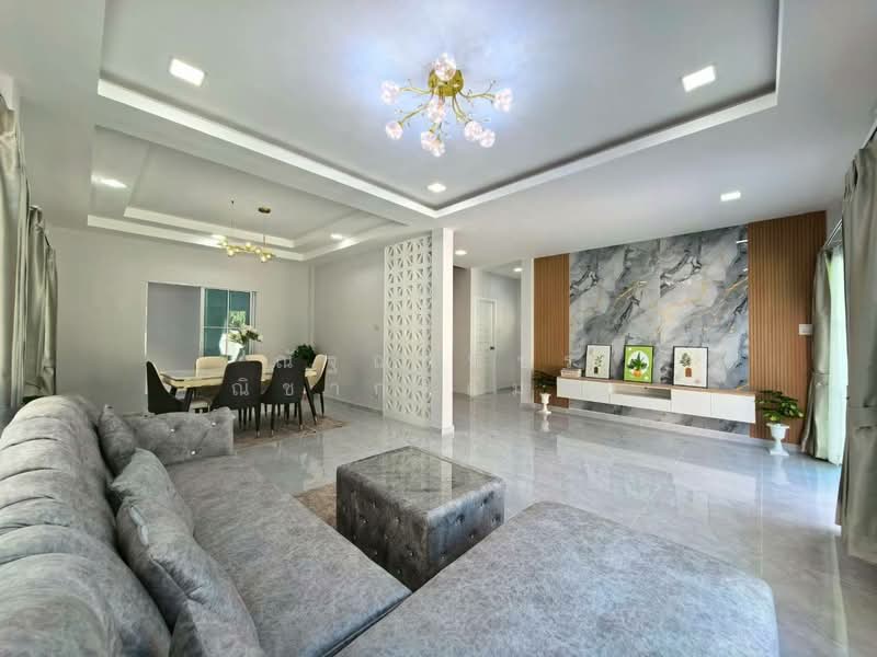 K.C. Park Ville 3, Bangkok, Sam Wa Tawan Tok, Khlong Sam Wa, Bangkok, 4 Bedrooms, 200 sqm, Single Detached House For Sale, by ณัฐฌาพัชร์ ณิชากรอัมพร, 500199372 - DDproperty.com