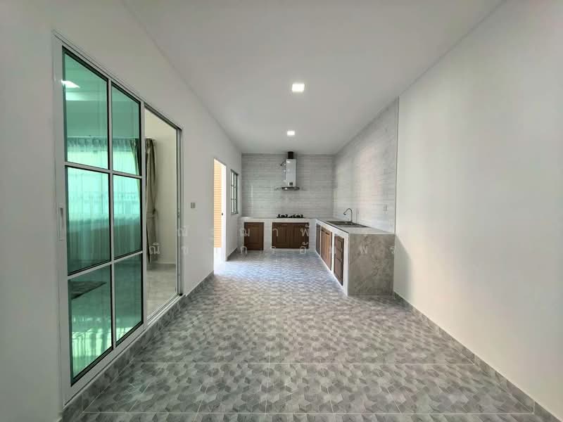 K.C. Park Ville 3, Bangkok, Sam Wa Tawan Tok, Khlong Sam Wa, Bangkok, 4 Bedrooms, 200 sqm, Single Detached House For Sale, by ณัฐฌาพัชร์ ณิชากรอัมพร, 500199372 - DDproperty.com