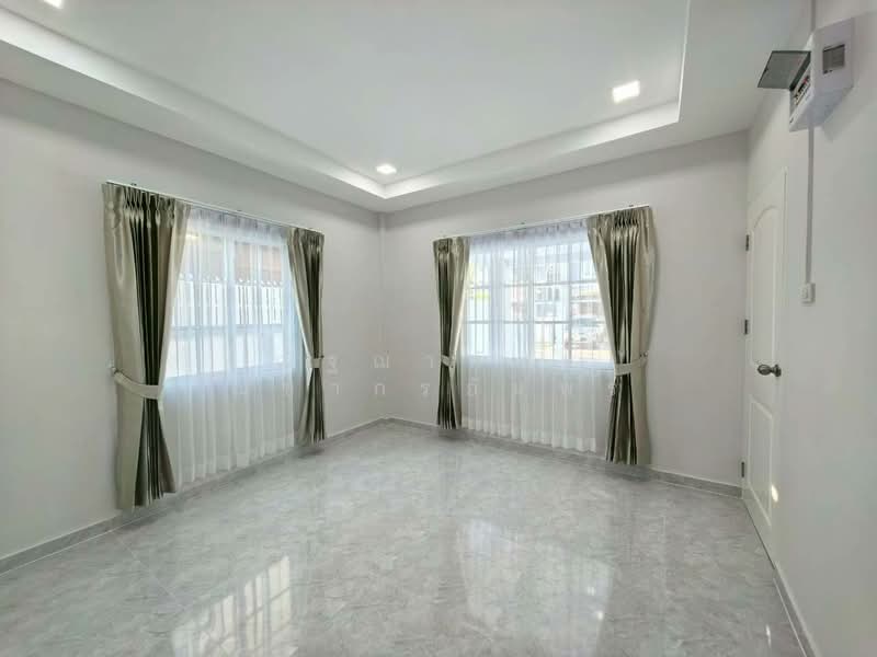 K.C. Park Ville 3, Bangkok, Sam Wa Tawan Tok, Khlong Sam Wa, Bangkok, 4 Bedrooms, 200 sqm, Single Detached House For Sale, by ณัฐฌาพัชร์ ณิชากรอัมพร, 500199372 - DDproperty.com