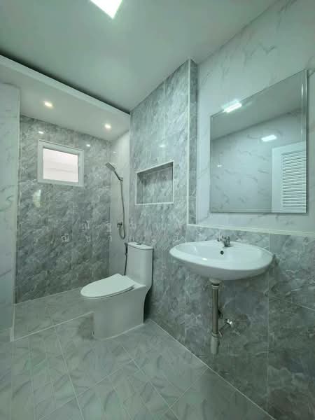  เค.ซี.พาร์ควิลล์ 3, กรุงเทพ, สามวาตะวันตก, คลองสามวา, กรุงเทพ, 200 ตร.ม., บ้านเดี่ยว ขาย, โดย ณัฐฌาพัชร์ ณิชากรอัมพร, 500199372 - DDproperty.com