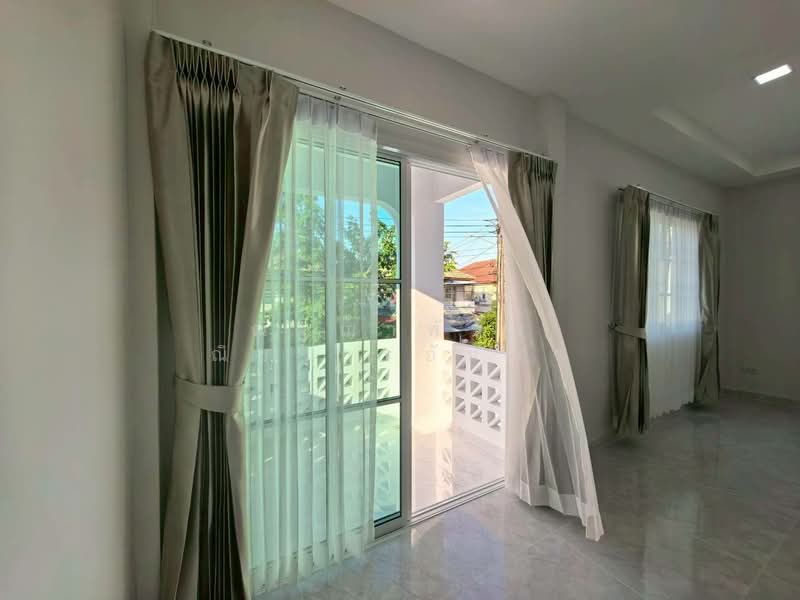  เค.ซี.พาร์ควิลล์ 3, กรุงเทพ, สามวาตะวันตก, คลองสามวา, กรุงเทพ, 200 ตร.ม., บ้านเดี่ยว ขาย, โดย ณัฐฌาพัชร์ ณิชากรอัมพร, 500199372 - DDproperty.com