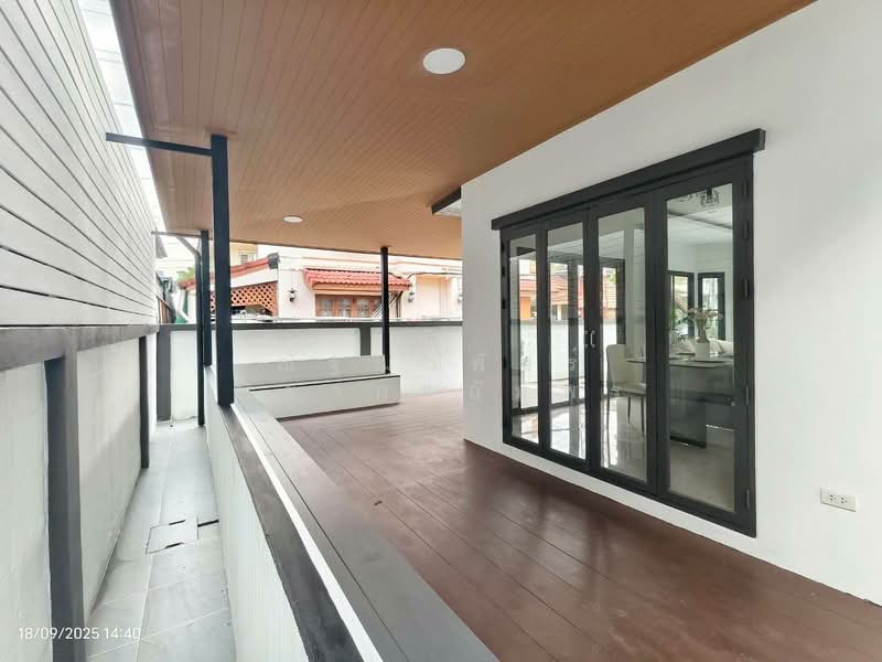 Flora Ville Park City Suwinthawong, Bangkok, Suwinthawong Road, Lam Phak Chi, Nong Chok, Bangkok, 4 Bedrooms, 200 sqm, Single Detached House For Sale, by ณัฐฌาพัชร์ ณิชากรอัมพร, 500199374 - DDproperty.com