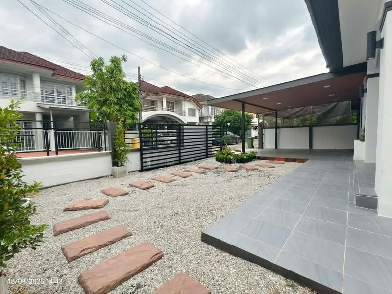 Flora Ville Park City Suwinthawong, Bangkok, Suwinthawong Road, Lam Phak Chi, Nong Chok, Bangkok, 4 Bedrooms, 200 sqm, Single Detached House For Sale, by ณัฐฌาพัชร์ ณิชากรอัมพร, 500199374 - DDproperty.com