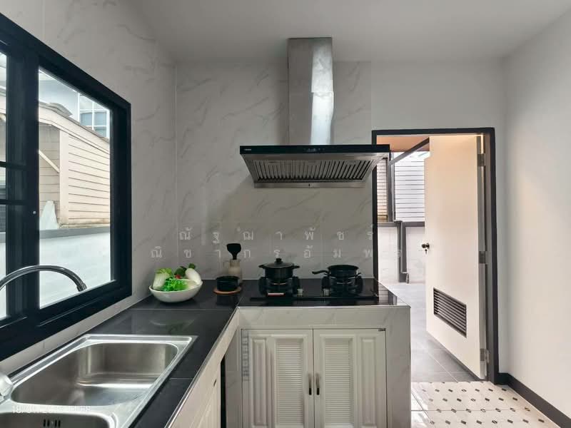 Flora Ville Park City Suwinthawong, Bangkok, Suwinthawong Road, Lam Phak Chi, Nong Chok, Bangkok, 4 Bedrooms, 200 sqm, Single Detached House For Sale, by ณัฐฌาพัชร์ ณิชากรอัมพร, 500199374 - DDproperty.com