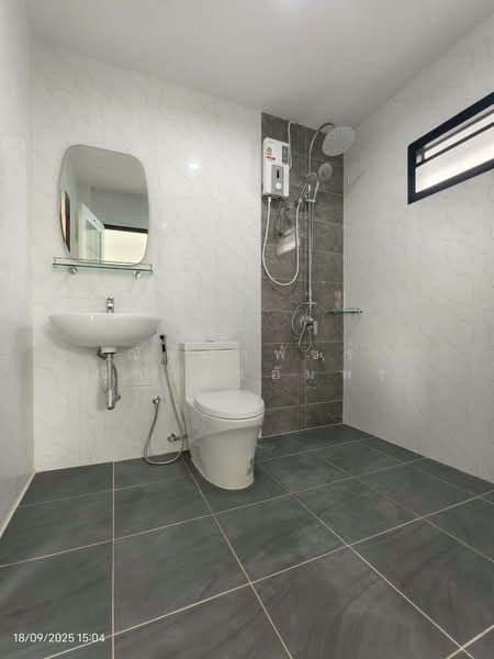 Flora Ville Park City Suwinthawong, Bangkok, Suwinthawong Road, Lam Phak Chi, Nong Chok, Bangkok, 4 Bedrooms, 200 sqm, Single Detached House For Sale, by ณัฐฌาพัชร์ ณิชากรอัมพร, 500199374 - DDproperty.com