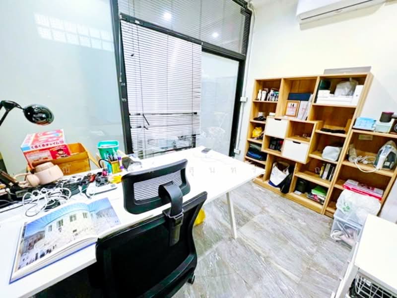 ไม่พบโครงการ, Bangkok, รัชดาภิเษก 19, Jom Phon, Chatuchak, Bangkok, 6 Bedrooms, 200 sqm, Townhouse For Rent, by ณัฐพงศ์ สุนทรอรุณ, 500199395 - DDproperty.com