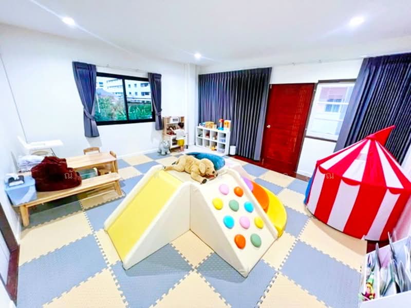 ไม่พบโครงการ, Bangkok, รัชดาภิเษก 19, Jom Phon, Chatuchak, Bangkok, 6 Bedrooms, 200 sqm, Townhouse For Rent, by ณัฐพงศ์ สุนทรอรุณ, 500199395 - DDproperty.com