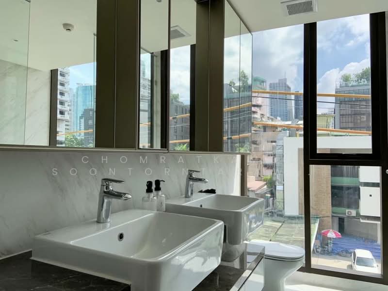 Fynn Asoke, Bangkok, 28 Sukhumvit 10 Alley, Khlong Toei, Khlong Toei, Bangkok, 2 Bedrooms, 62 sqm, Condo For Sale, by Chomratkamol Soontorntarawong (Gor), 500199420 - DDproperty.com
