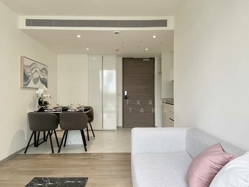 Fynn Asoke, Bangkok, 28 Sukhumvit 10 Alley, Khlong Toei, Khlong Toei, Bangkok, 2 Bedrooms, 62 sqm, Condo For Sale, by Chomratkamol Soontorntarawong (Gor), 500199420 - DDproperty.com