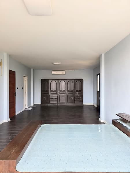 Chaiyapruek Bangwaek, Bangkok, Bang Waek Road, Bang Phai, Bang Khae, Bangkok, 4 Bedrooms, 200 sqm, Single Detached House For Sale, by สมิสา กุลกมลานนท์, 500199446 - DDproperty.com