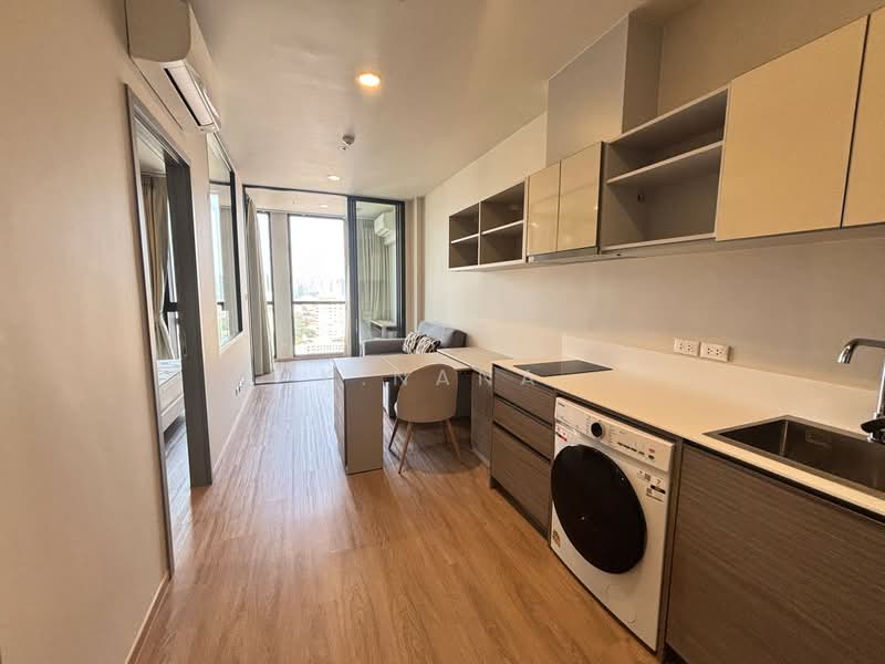 The Issara Sathorn, Bangkok, Chan Road, Thung Maha Mek, Sathon, Bangkok, 1 Bedroom, 37 sqm, Condo For Sale, by K.Nana, 500199449 - DDproperty.com