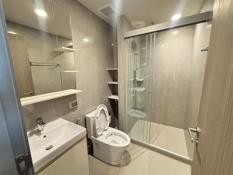 The Issara Sathorn : ดิ อิสสระ สาทร, Bangkok, ถนนจันทน์, Thung Maha Mek, Sathon, Bangkok, 1 Bedroom, 37 sqm, Condo For Sale, by K.Nana, 500199449 - DDproperty.com