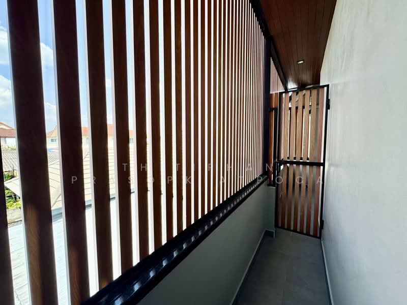 บ้านเดี่ยว ตรงข้าม mega บางนา, สมุทรปราการ, บางแก้ว, บางพลี, สมุทรปราการ, 320 ตร.ม., บ้านเดี่ยว ให้เช่า, โดย Thitiphan Prasopkiatpoca, 500199473 - DDproperty.com