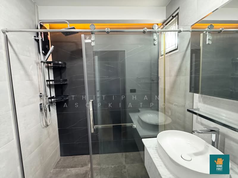 บ้านเดี่ยว ตรงข้าม mega บางนา, Samut Prakan, Bang Kaeo, Bang Plee, Samut Prakan, 4 Bedrooms, 320 sqm, Single Detached House For Rent, by Thitiphan Prasopkiatpoca, 500199473 - DDproperty.com