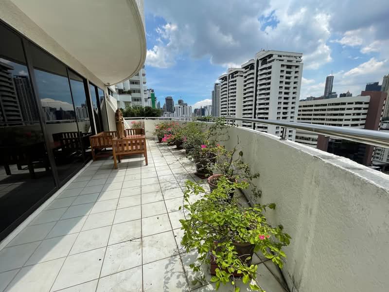Supalai Place Sukhumvit 39, Bangkok, 175-179 Soi Sukhumvit 39 Sukhumvit Road, Khlong Tan Nua, Watthana, Bangkok, 2 Bedrooms, 142 sqm, Condo For Sale, by K.Nana, 500199480 - DDproperty.com