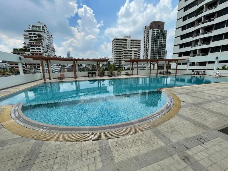 Supalai Place Sukhumvit 39, Bangkok, 175-179 Soi Sukhumvit 39 Sukhumvit Road, Khlong Tan Nua, Watthana, Bangkok, 2 Bedrooms, 142 sqm, Condo For Sale, by K.Nana, 500199480 - DDproperty.com