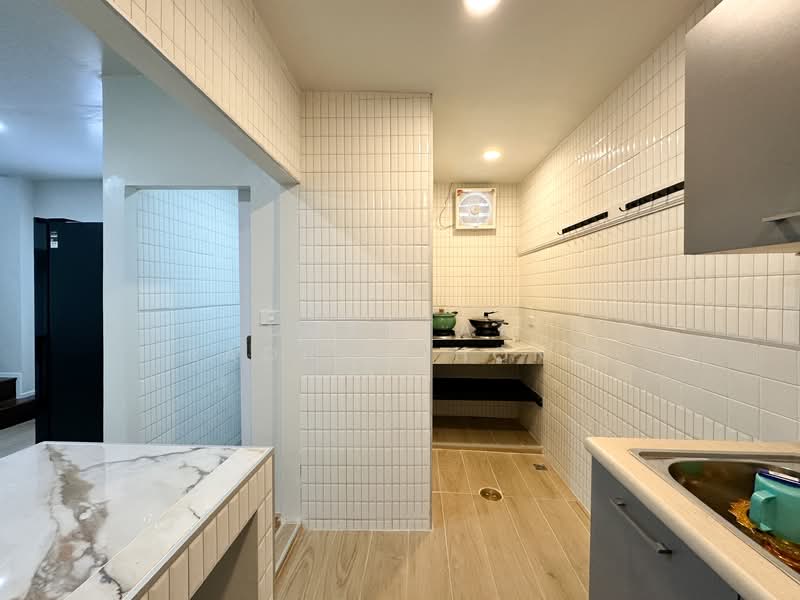 Townhouse Soi Prachachuen 27, Bangkok, ประชาชื่น, Wong Sawang, Bang Sue, Bangkok, 3 Bedrooms, 205 sqm, Townhouse For Sale, by Chantat Raoprachong, 500199490 - DDproperty.com