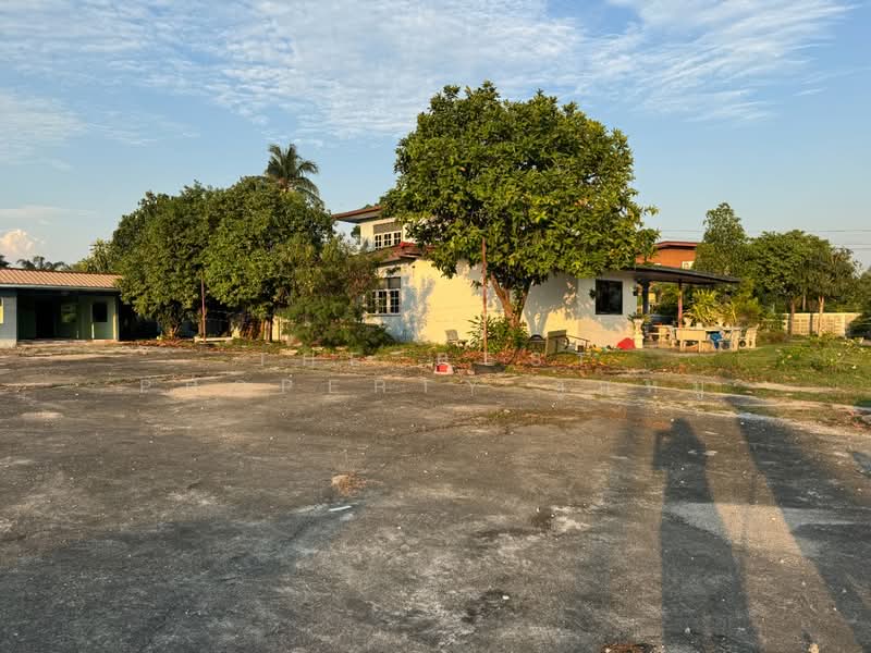 ที่ดินพร้อมสิ่งปลูกสร้างบ้านฉาง ระยอง, Rayong, Samnak Thon, Ban Chang, Rayong, , 1,536 sqm, Land For Sale, by The Best Property ลูกหมู, 500199517 - DDproperty.com