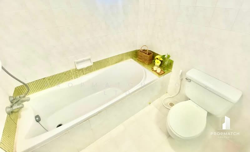 Rin House Condo, Bangkok, Soi Sukhumvit 39, Khlong Tan Nua, Watthana, Bangkok, 1 Bedroom, 50 sqm, Condo For Rent, by PROPMATCH CO., LTD., 500199521 - DDproperty.com