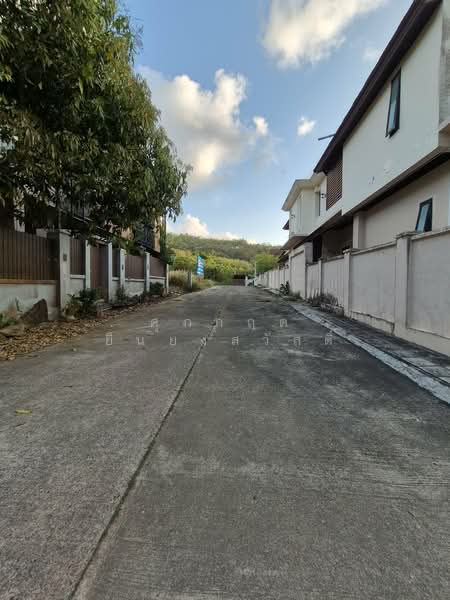 ขายด่วนถูกที่สุด ที่ดินใกล้อ่างเก็บน้ำแก้มลิง มอ, สงขลา, ถนน บีเบิร์ด, คอหงส์, หาดใหญ่, สงขลา, 600 ตร.ม., ที่ดิน ขาย, โดย ศุภกฤต ยืนยงสวัสดิ์, 500199534 - DDproperty.com