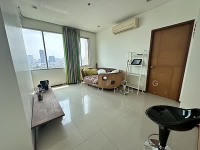For Rent - Villa Sathorn, Bangkok