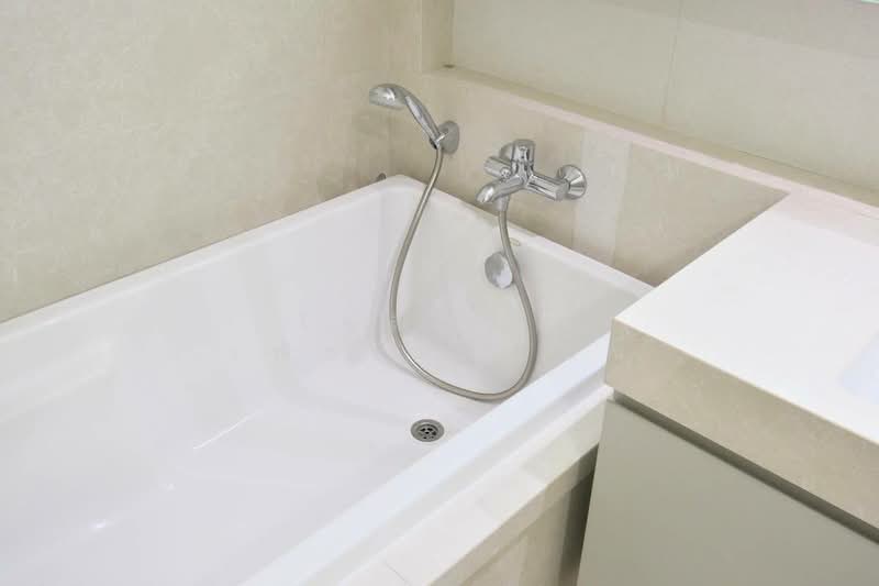 Quattro by Sansiri, Bangkok, 134 Thong Lo 4 Alley, Khlong Tan Nua, Watthana, Bangkok, 1 Bedroom, 60 sqm, Condo For Sale, by โชติพัฒน์ วณิชนันทิวัฒน์, 500199552 - DDproperty.com