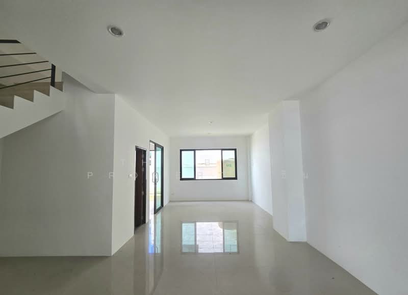 ทาวน์เฮ้าส์ท่าช้าง จันทบุรี, Chanthaburi, Tha Chang, Muang Chanthaburi, Chanthaburi, 2 Bedrooms, 220 sqm, Townhouse For Sale, by The Best Property ซิน, 500199560 - DDproperty.com