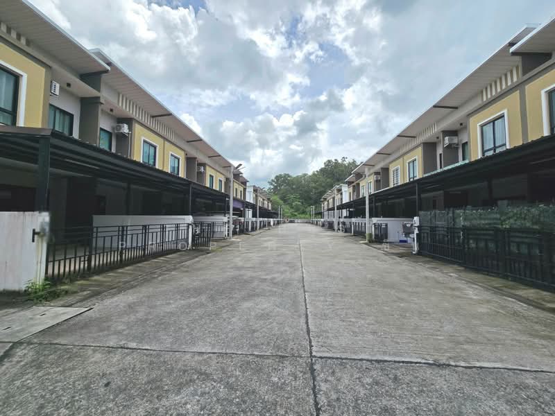 ทาวน์เฮ้าส์ท่าช้าง จันทบุรี, Chanthaburi, Tha Chang, Muang Chanthaburi, Chanthaburi, 2 Bedrooms, 220 sqm, Townhouse For Sale, by The Best Property ซิน, 500199560 - DDproperty.com