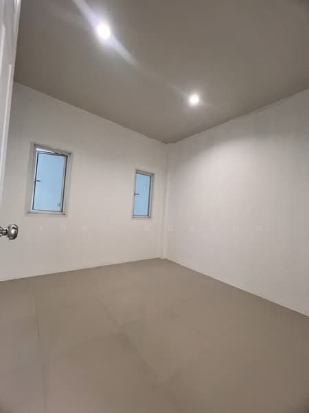 บ้านมณฑล 8 (Baan Monthon 8), กรุงเทพ, Along the Thawi Watthana canal Lak Song, หลักสอง, บางแค, กรุงเทพ, 145 ตร.ม., ทาวน์เฮ้าส์ ขาย, โดย ชลิตา ชิตตนันท์, 500199584 - DDproperty.com