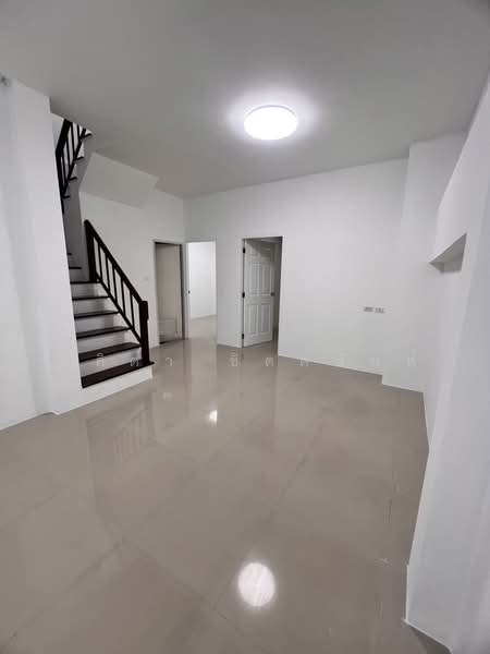 Baan Monthon 8, Bangkok, Along the Thawi Watthana canal Lak Song, Lak Song, Bang Khae, Bangkok, 4 Bedrooms, 145 sqm, Townhouse For Sale, by ชลิตา ชิตตนันท์, 500199584 - DDproperty.com