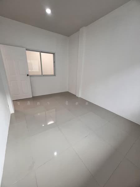 บ้านมณฑล 8 (Baan Monthon 8), กรุงเทพ, Along the Thawi Watthana canal Lak Song, หลักสอง, บางแค, กรุงเทพ, 145 ตร.ม., ทาวน์เฮ้าส์ ขาย, โดย ชลิตา ชิตตนันท์, 500199584 - DDproperty.com