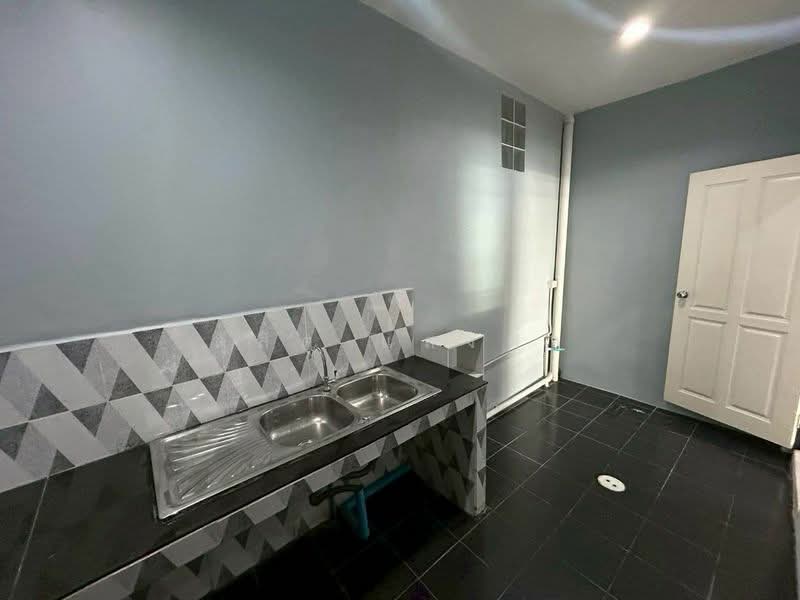 ให้เช่าทาวน์โฮมหลังใหญ่ ม.อรินสิริคันทรีฮิลล์ บางแสน ชลบุรี, Chon Buri (Pattaya), Saen Suk, Muang Chon Buri, Chon Buri (Pattaya), 3 Bedrooms, 80 sqm, Townhouse For Rent, by Dusit Saengfa, 500199598 - DDproperty.com