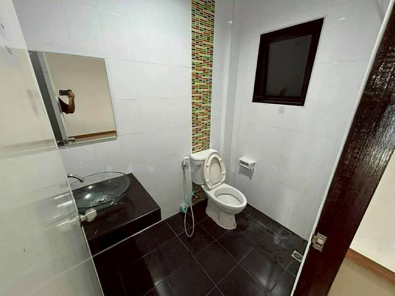 ให้เช่าทาวน์โฮมหลังใหญ่ ม.อรินสิริคันทรีฮิลล์ บางแสน ชลบุรี, Chon Buri (Pattaya), Saen Suk, Muang Chon Buri, Chon Buri (Pattaya), 3 Bedrooms, 80 sqm, Townhouse For Rent, by Dusit Saengfa, 500199598 - DDproperty.com