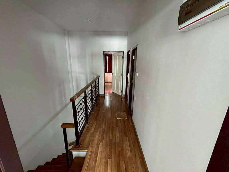 ให้เช่าทาวน์โฮมหลังใหญ่ ม.อรินสิริคันทรีฮิลล์ บางแสน ชลบุรี, ชลบุรี, แสนสุข, เมืองชลบุรี, ชลบุรี, 80 ตร.ม., ทาวน์เฮ้าส์ ให้เช่า, โดย ดุสิต แสงฟ้า, 500199598 - DDproperty.com