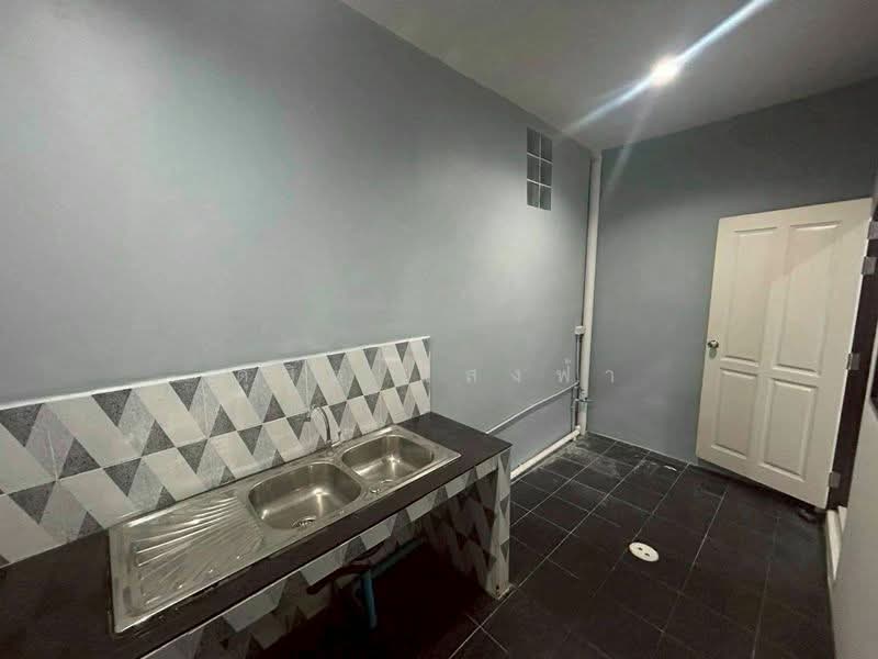 ให้เช่าทาวน์โฮมหลังใหญ่ ม.อรินสิริคันทรีฮิลล์ บางแสน ชลบุรี, ชลบุรี, แสนสุข, เมืองชลบุรี, ชลบุรี, 80 ตร.ม., ทาวน์เฮ้าส์ ให้เช่า, โดย ดุสิต แสงฟ้า, 500199598 - DDproperty.com