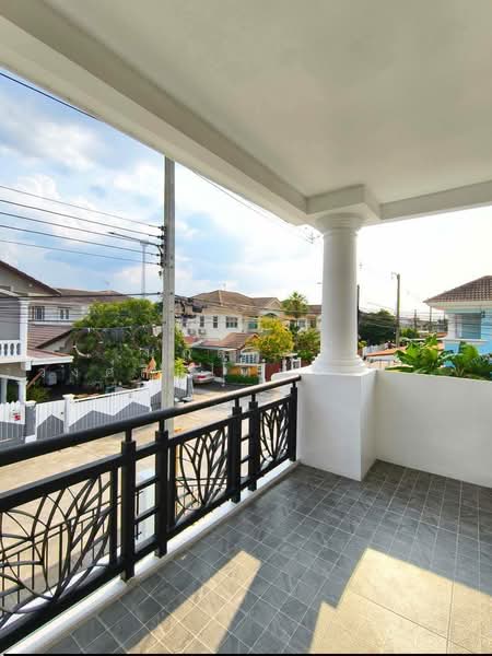 Passorn 3 Rangrit Klong 3, Pathum Thani, Yothathikan Khu Khot Road-Khlong Luang, Khlong Sam, Khlong Luang, Pathum Thani, 3 Bedrooms, 200 sqm, Single Detached House For Sale, by นภัสศรณ์ วงศ์สินไทยกร (นันท์), 500199609 - DDproperty.com