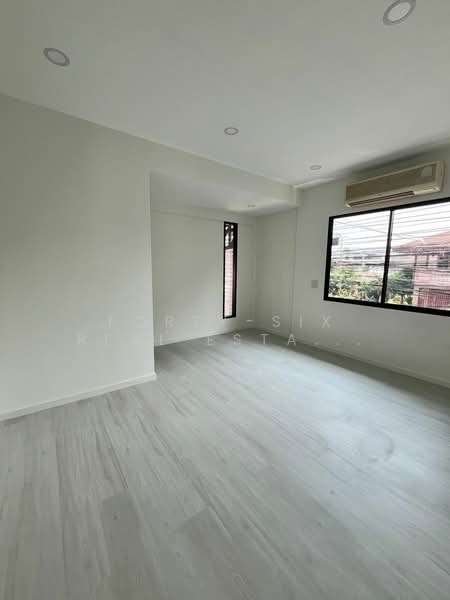 ให้เช่า บ้านเดี่ยว renovatedใหม่, Bangkok, Samsen Nai, Phaya Thai, Bangkok, 4 Bedrooms, 232 sqm, Single Detached House For Rent, by Forty-Six Real Estate Group, 500199618 - DDproperty.com