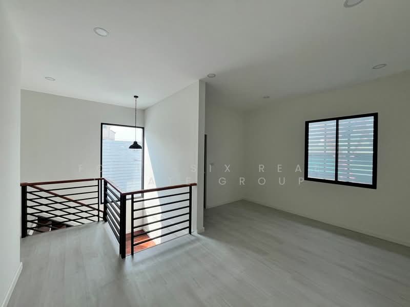 ให้เช่า บ้านเดี่ยว renovatedใหม่, Bangkok, Samsen Nai, Phaya Thai, Bangkok, 4 Bedrooms, 232 sqm, Single Detached House For Rent, by Forty-Six Real Estate Group, 500199618 - DDproperty.com