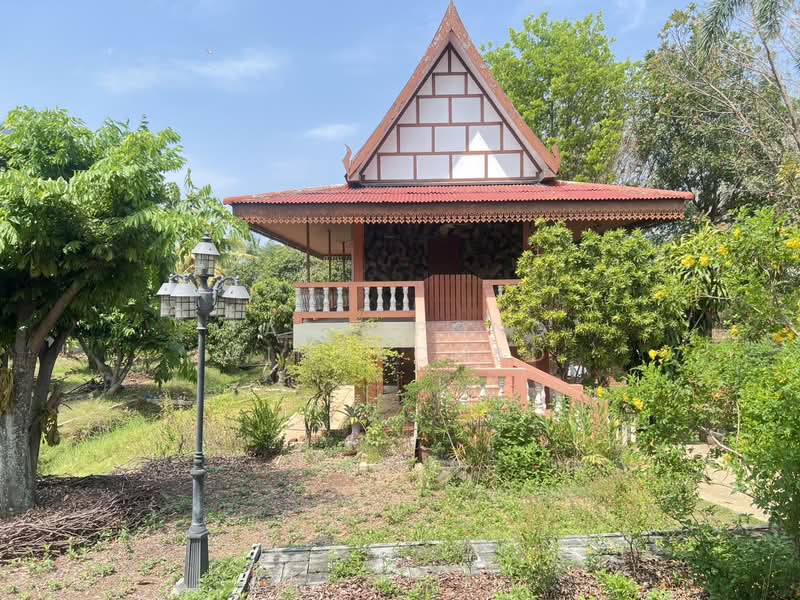 ที่ดิน 12 ไร่ พร้อมบ้าน 4 หลัง (ตกแต่งด้วยไม้สัก) – อ.สามชุก จ.สุพรรณบุรี, Suphan Buri, Nong Sadao, Sam Chuk, Suphan Buri, , 19,200 sqm, Land For Sale, by Tadsapong Pimpachad, 500199631 - DDproperty.com