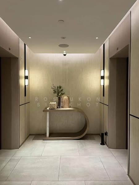 Life Phahon-Ladprao, Bangkok, 996 Phahonyothin Road, Jom Phon, Chatuchak, Bangkok, 1 Bedroom, 35 sqm, Condo For Rent, by Rossukon Silakhot, 500199636 - DDproperty.com