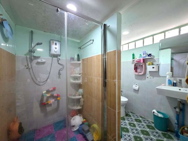 Nakkila Laem Thong Village, Bangkok, Saphan Sung, Saphan Sung, Bangkok, 2 Bedrooms, 45 sqm, Semi-Detached House (Twin House) For Sale, by Lalida Phiangsungnoen, 500199642 - DDproperty.com