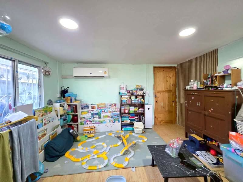 Nakkila Laem Thong Village, Bangkok, Saphan Sung, Saphan Sung, Bangkok, 2 Bedrooms, 45 sqm, Semi-Detached House (Twin House) For Sale, by Lalida Phiangsungnoen, 500199642 - DDproperty.com