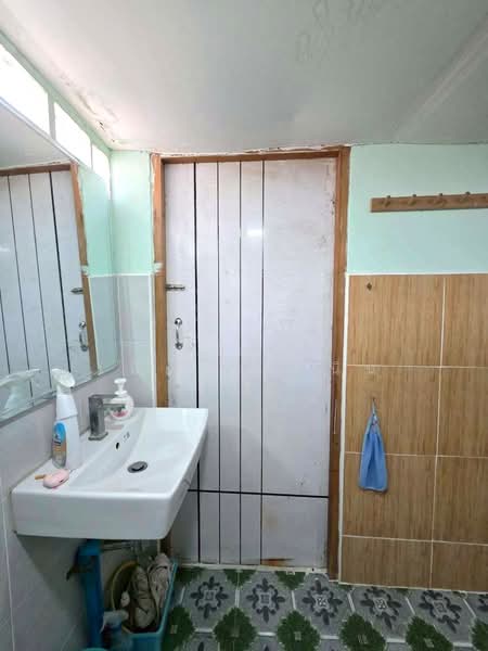 Nakkila Laem Thong Village, Bangkok, Saphan Sung, Saphan Sung, Bangkok, 2 Bedrooms, 45 sqm, Semi-Detached House (Twin House) For Sale, by Lalida Phiangsungnoen, 500199642 - DDproperty.com